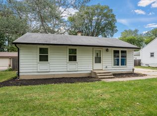 206 Oakwood Dr, Shorewood, IL 60404