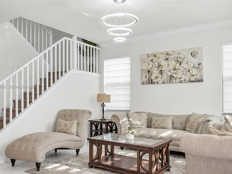 7314 Estero Dr — Photo 5