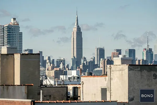 Rented by Bond New York | media 23