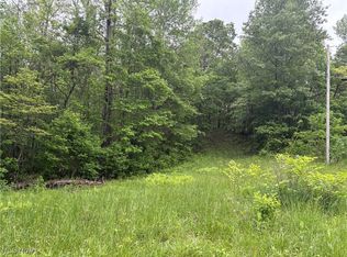 Dennis Rd, Zanesville, OH 43701