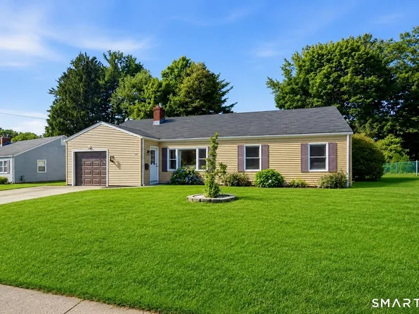 82 Weaver Road, Manchester, CT 06042