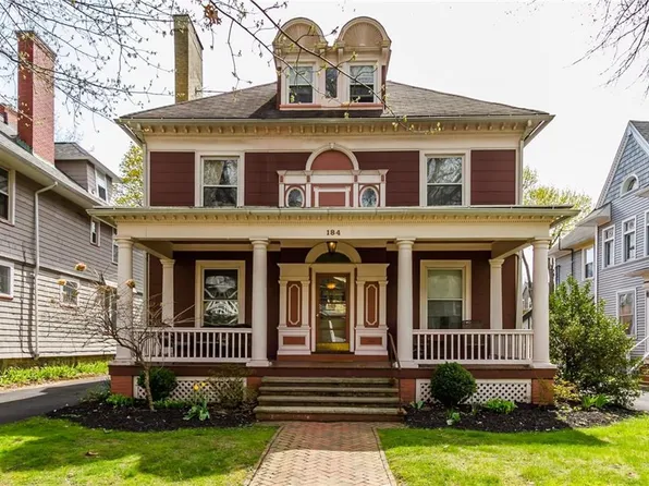 184 Dartmouth St #1, Rochester, NY 14607