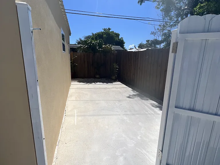 19831 Kingston Dr #2 — Photo 9