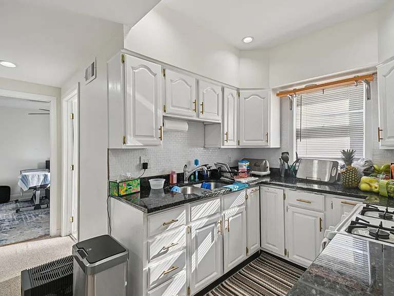 5017 N Meade Ave #CH — Photo 13