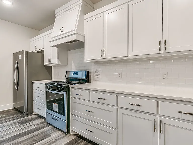 3145 Forest Park Blvd — Photo 9