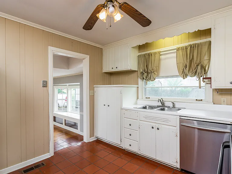 5121 Wilmar Dr — Photo 6