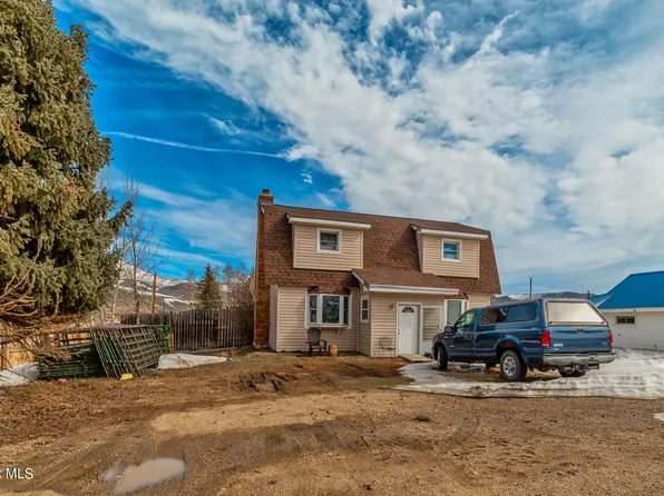 117 Sumner Avenue, Hot Sulphur Springs, CO 80451