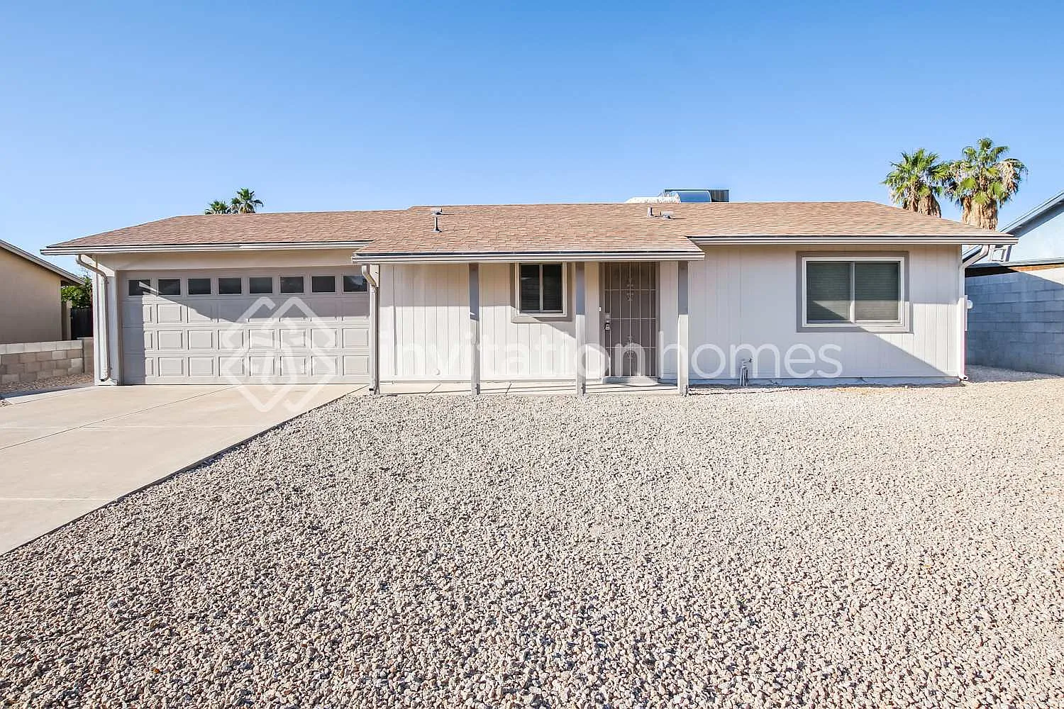 2720 E Michelle Dr Phoenix, AZ 85032 — Photo 1