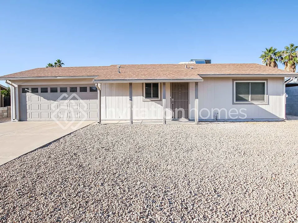 2720 E Michelle Dr