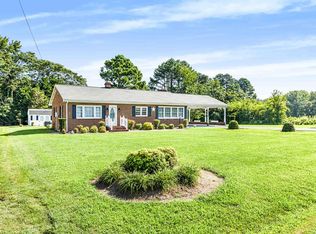 22 Red Wing Ln, Warsaw, VA 22572