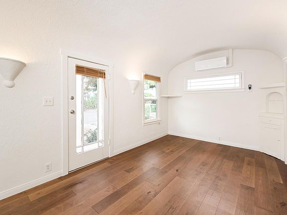 3rd image of 3212 Minneapolis St