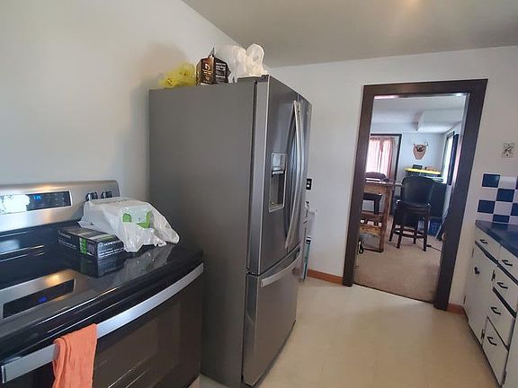 5th image of 204 N Darr Ave