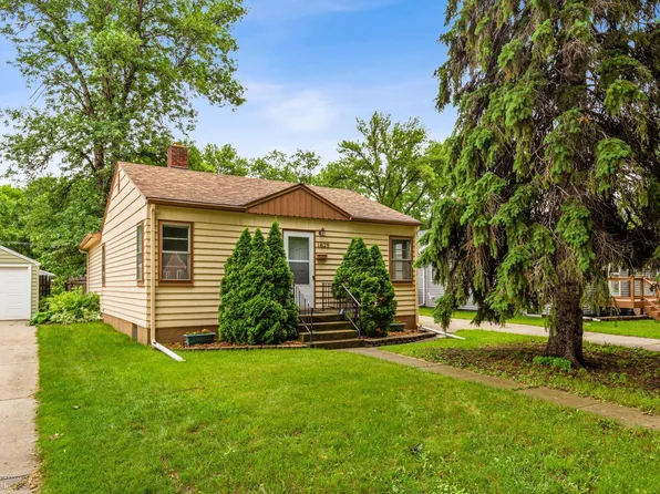 1629 3rd St N, Fargo, ND 58102