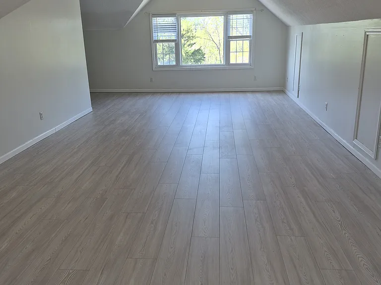 1813 Harrison Hl — Photo 15