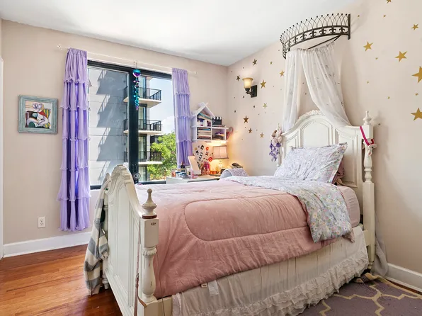 185 York Street image 7 of 8