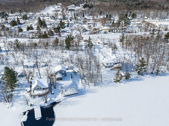 3rd image of 18 Hawkins Point Rd