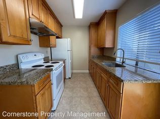 43 Hemlock Ln, Milpitas, CA 95035