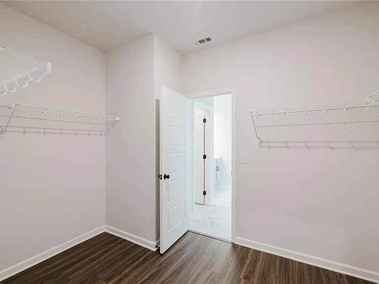 1814 Westfall Lndg — Photo 6