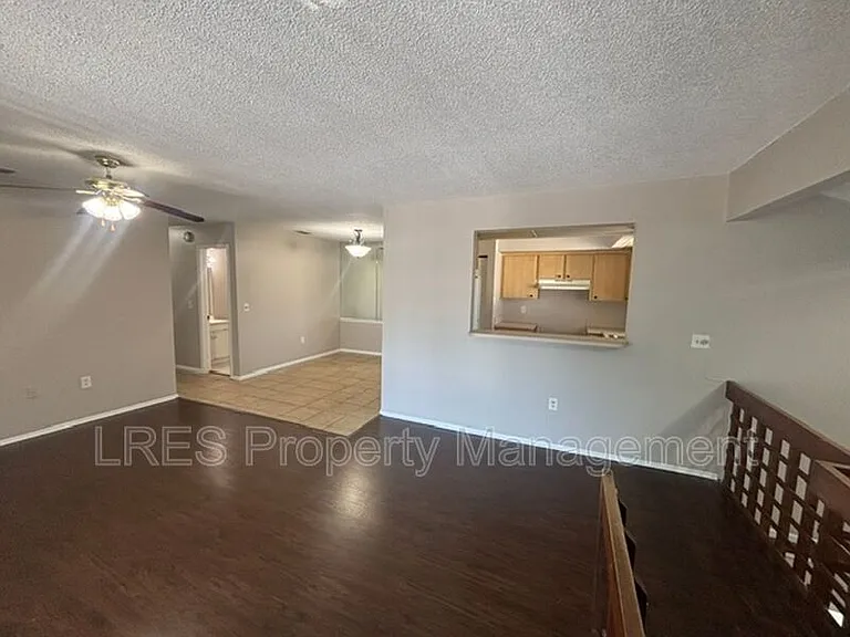 4564 Pheasant Run Dr — Photo 3