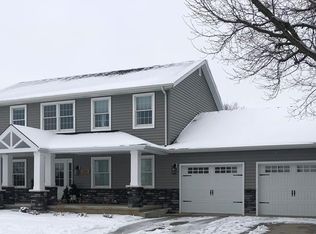 1210 Rose Anna Dr, Delphos, OH 45833