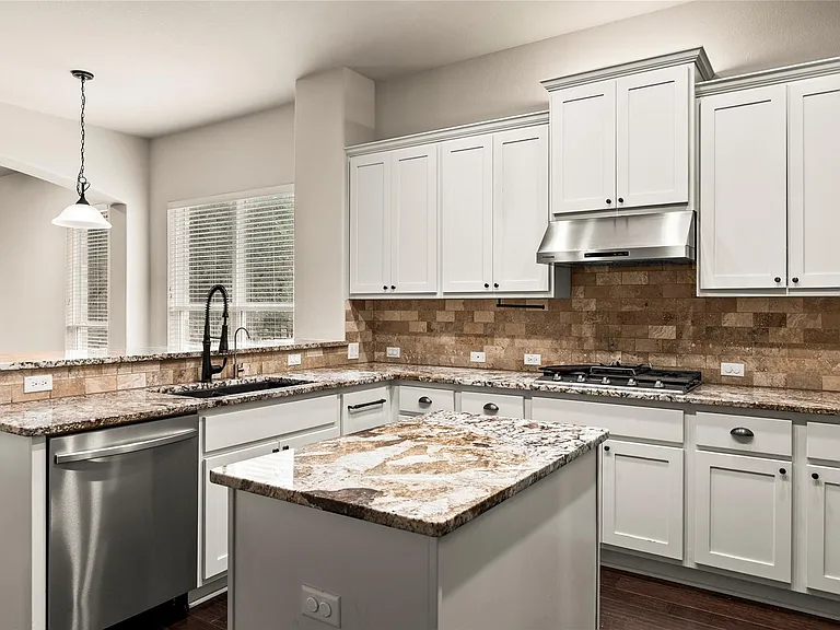 11704 Quintana Cv — Photo 16
