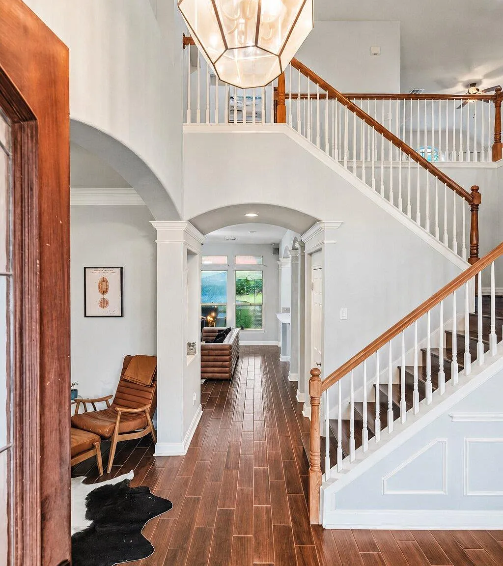 4 bed, 3.0 bath, 3418 sqft, $4,275 — Photo 4