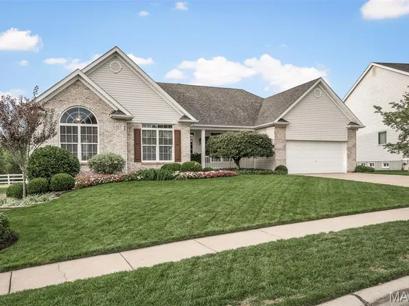 1031 Turtle Creek Dr, O'Fallon, MO 63366