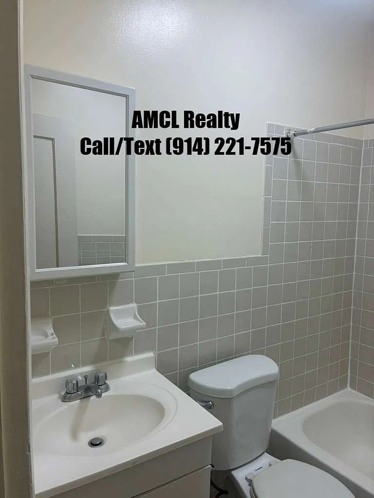 1 bed, 1.0 bath, $2,400 — Photo 2