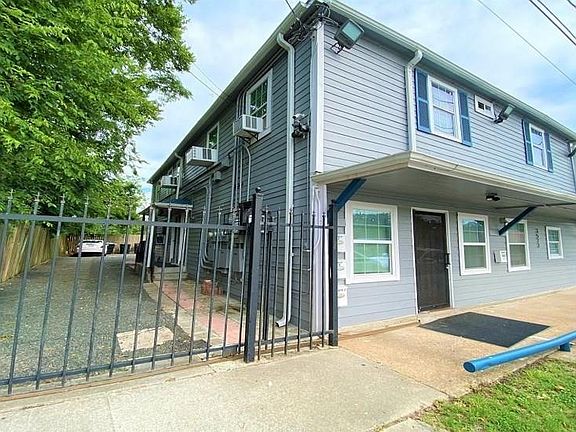 2nd image of 3522 Sampson St