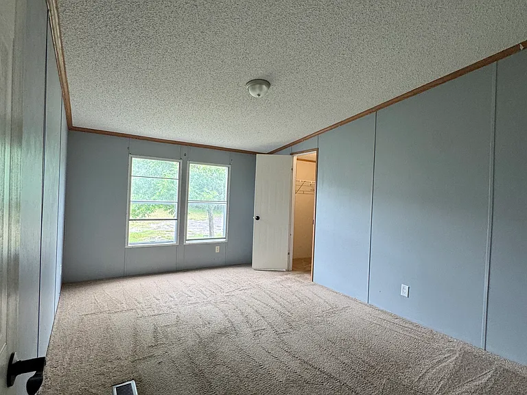 2037 County Road 112 — Photo 20