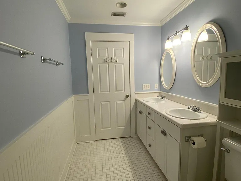 Upstairs bathroom.