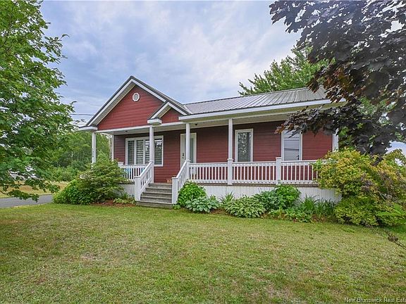 2nd image of 1358 Des Fondateurs St