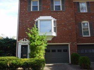 3180 Kirklevington Dr, Lexington, KY 40517