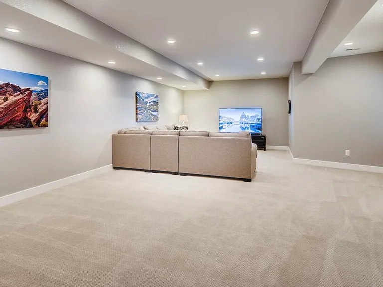 9761 Taylor River Cir — Photo 20