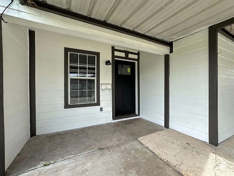 730 Dunkley Dr — Photo 4