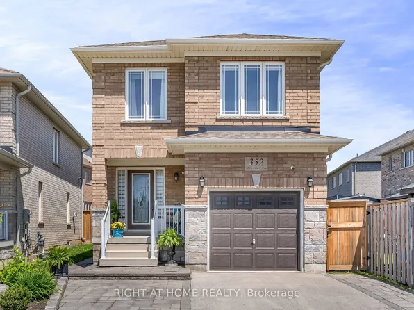 352 Miller Park Ave, Bradford West Gwillimbury, ON L3Z 4H5