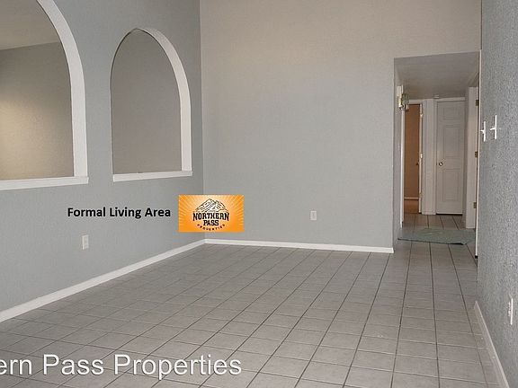 3rd image of 816 Firestar Ln