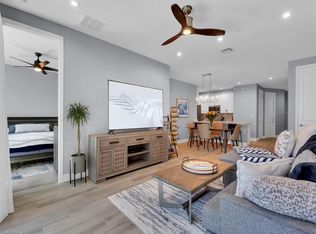 7360 Rockefeller Dr, Naples, FL 34119