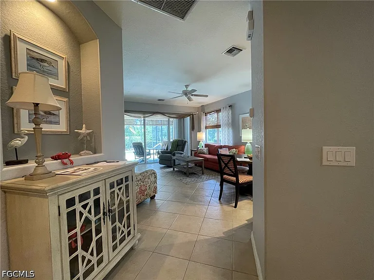 10630 Camarelle Cir — Photo 17