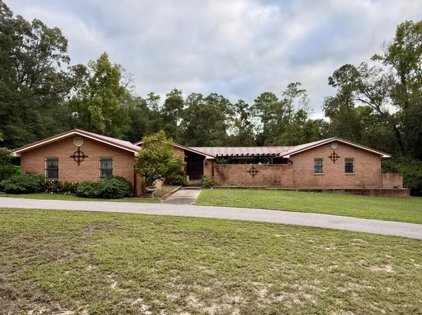 41 Georgian Ter, Terrace, AL 36350