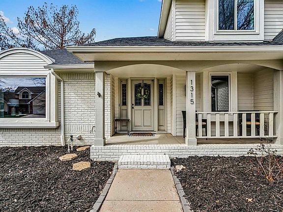 4th image of 1315 N Rutland Cir