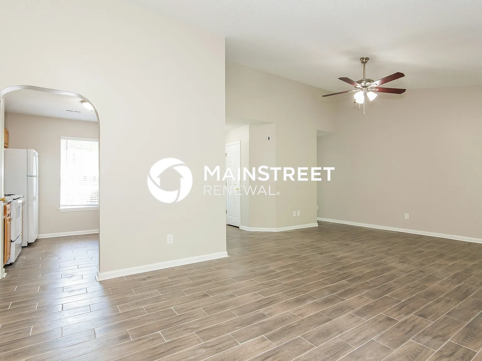3377 Hunting Wood Ct — Photo 4