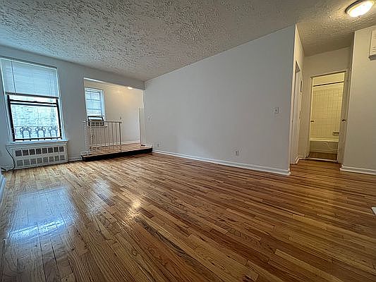 1st image of 2024 3rd Ave #4F