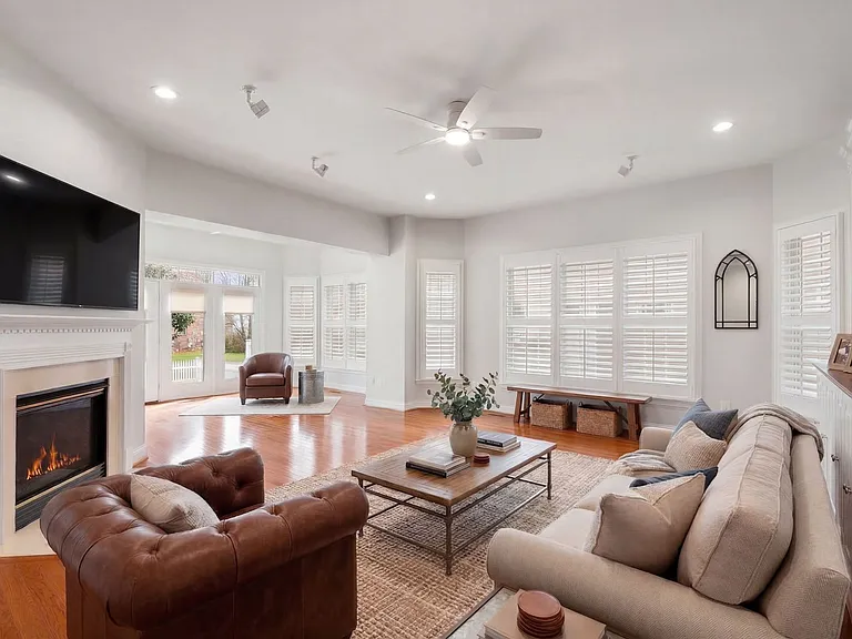 9185 Topaz St — Photo 57