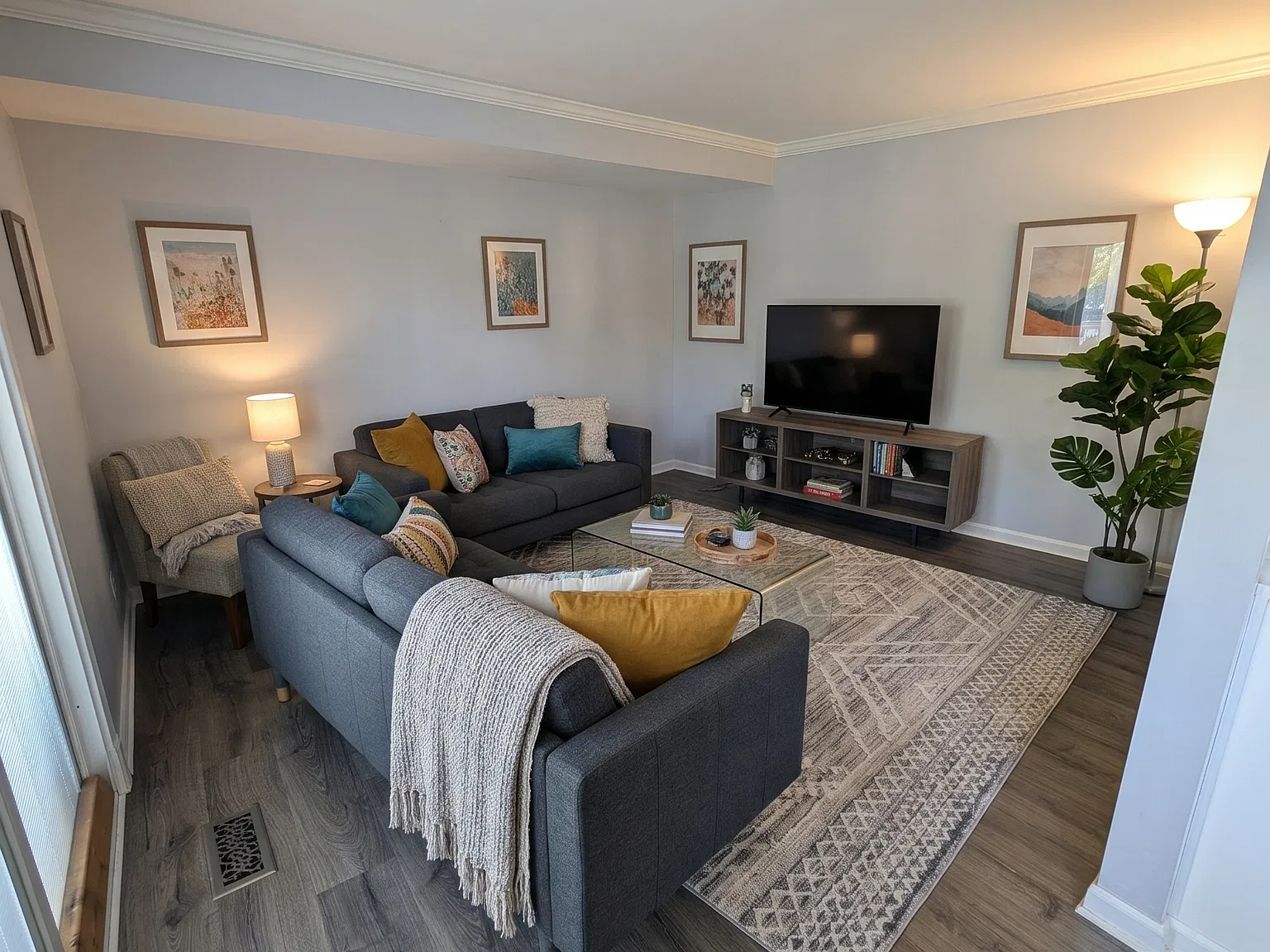 2 bed, 2.5 bath, 1848 sqft, $3,000 — Photo 3
