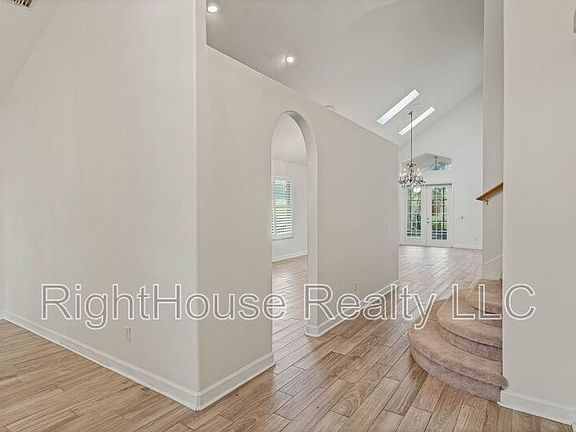 4th image of 7284 Hawksnest Blvd