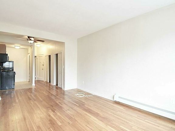 4th image of 1912 3rd Ave #3BB