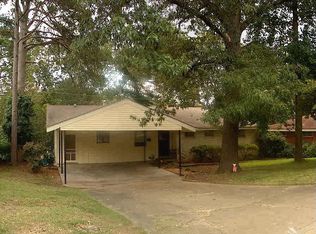 68 Lakeshore Dr, Little Rock, AR 72204