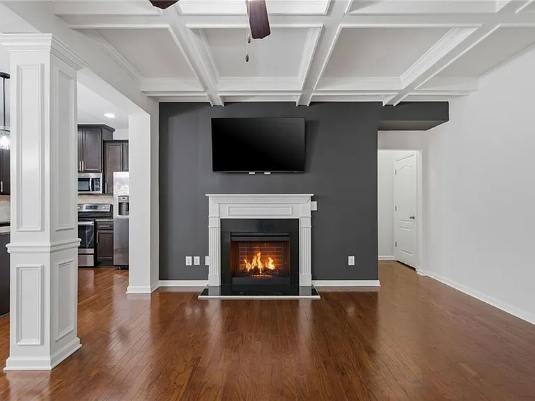 1697 Paxton Dr SW — Photo 6