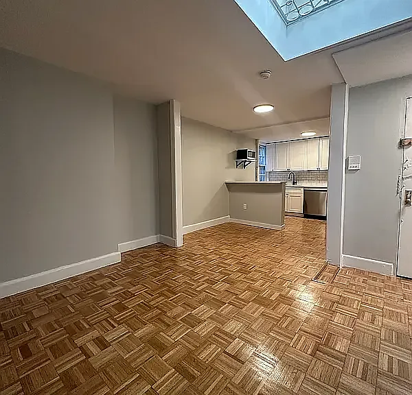 422 W 56th St #11 — Photo 1